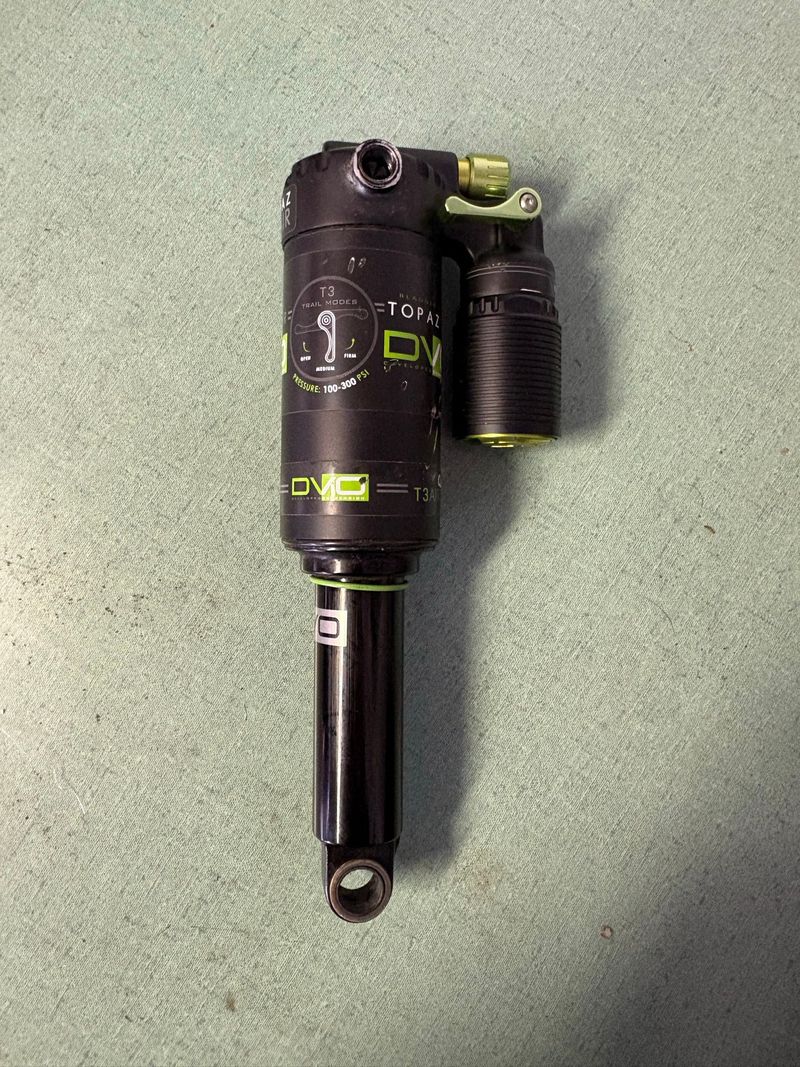 Gebrauchtes Dvo Topaz 3 Air Shock 205 x 60mm Trunnion 2023 Rear Suspension