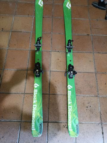 Used Black Diamond Guru Skis 2010 Skiing & Skitouring