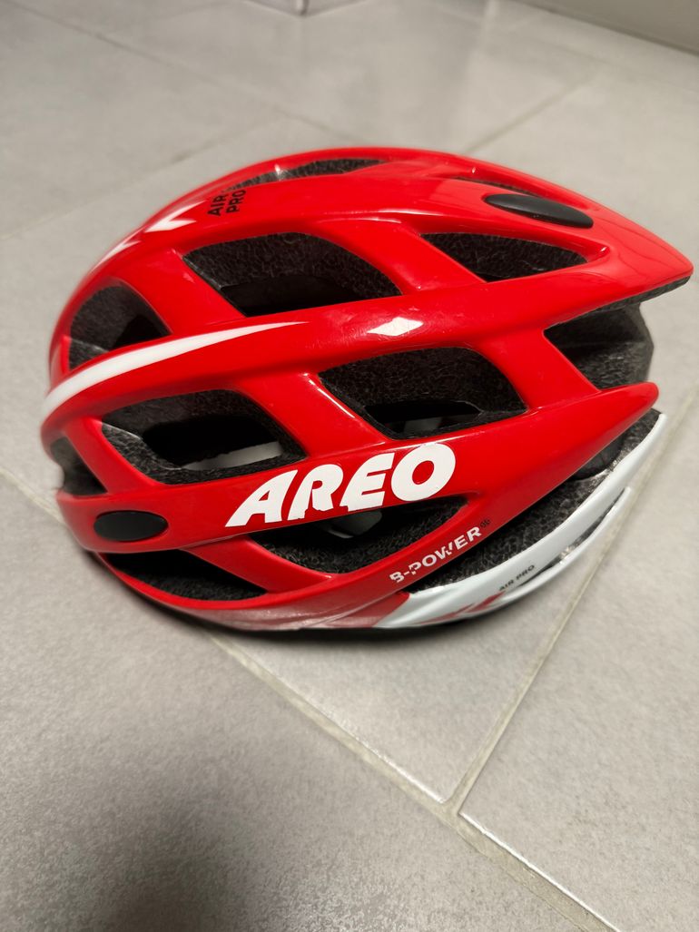 Used areo B-PWER Air Pro bike — image 2 of 2