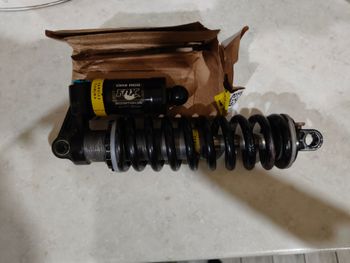 Fox, DHX RC2 Rear Shock