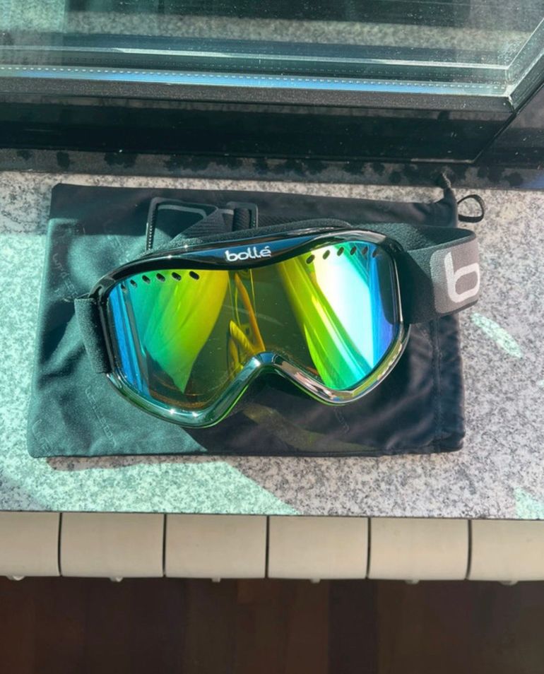 Used bolle Ski Goggles bike — image 1 of 8