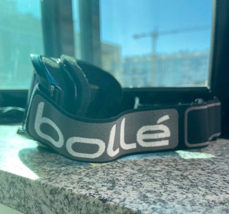 Used bolle Ski Goggles bike — image 6 of 8