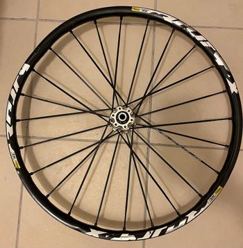 Used Mavic Crossmax XL 26” Rear Wheel 2015 bike — image 2 of 4