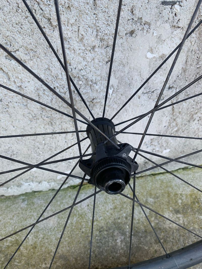 Used Bontrager ruote bike — image 5 of 6