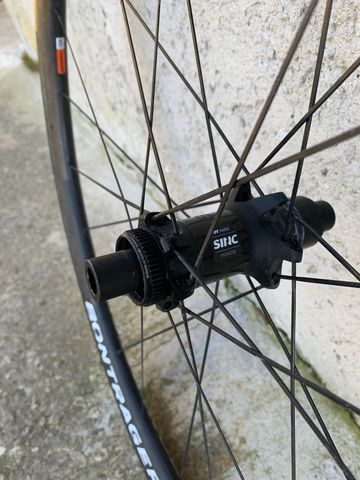 Used Bontrager ruote bike — image 4 of 6