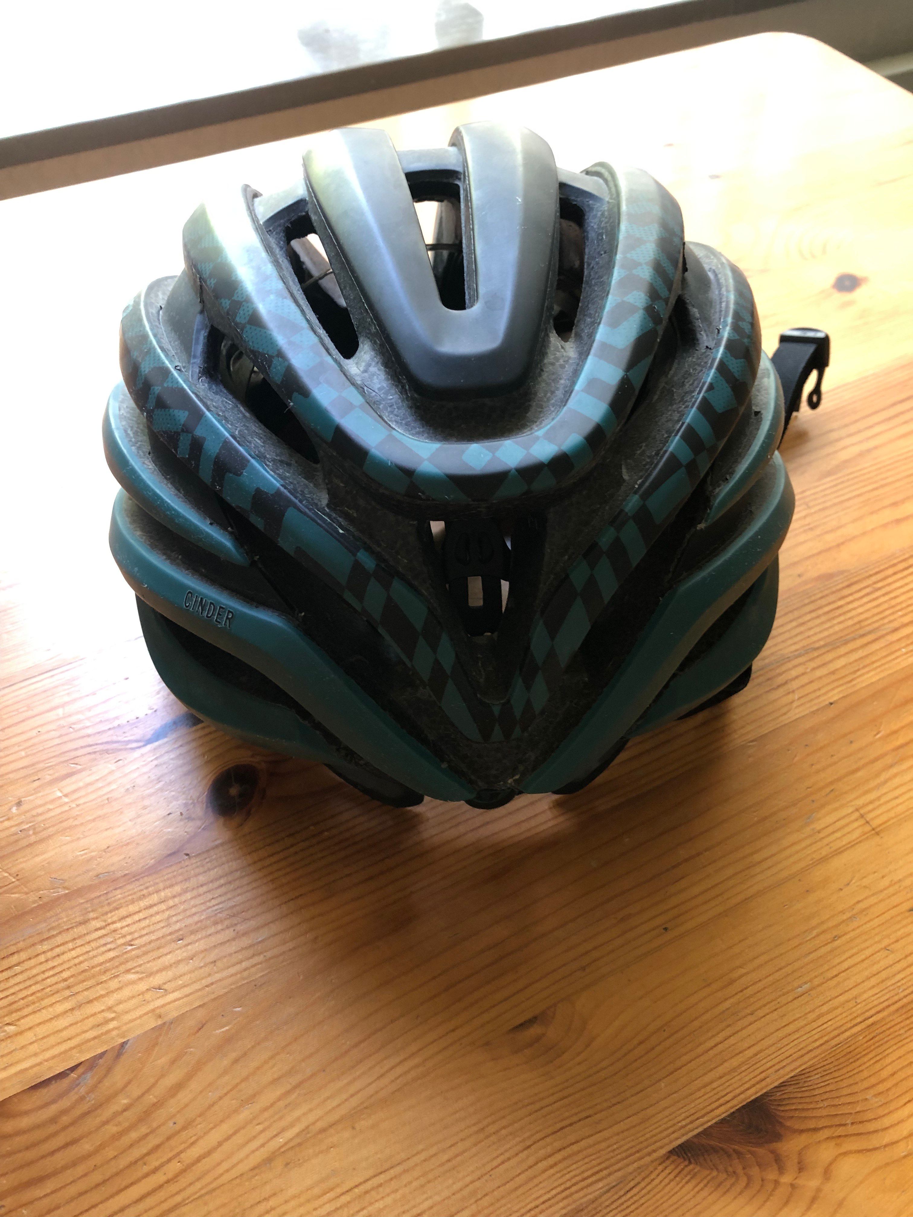 Giro Cinder Mips null