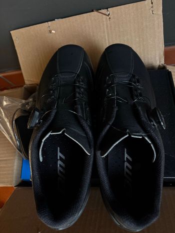 Used Dmt Road Cycling Shoes 42 bike — image 2 of 3