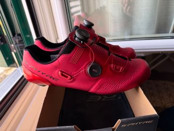 Used Shimano rc9 red bike — image 5 of 8