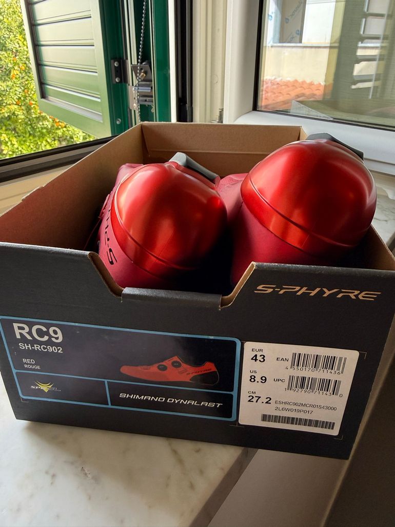 Used Shimano rc9 red bike — image 2 of 8