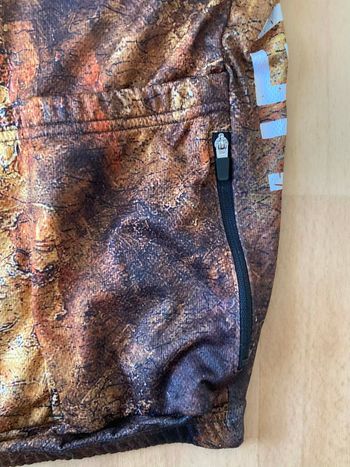 Used jumbo visma Masterpiece Limited TdF AGU jersey 2022 bike — image 5 of 5