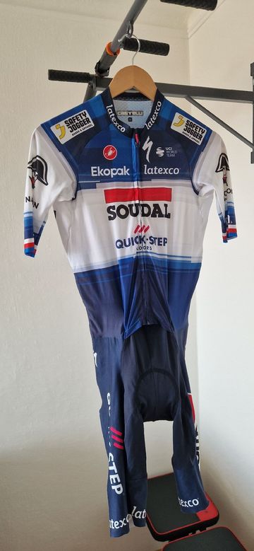 Used Castelli soudal quick step bike — image 5 of 8