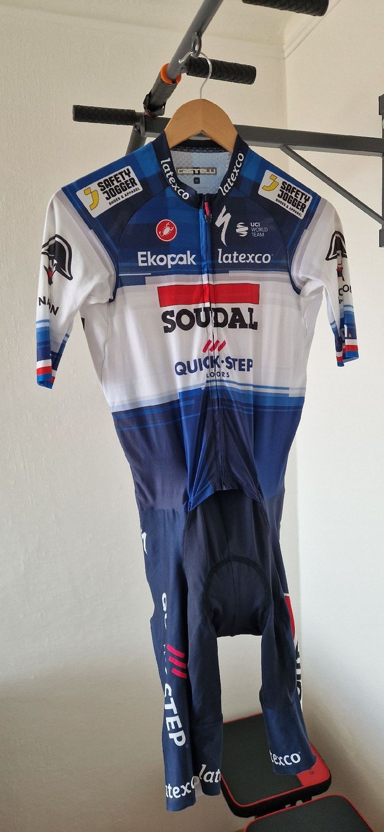 Used Castelli soudal quick step bike — image 5 of 8