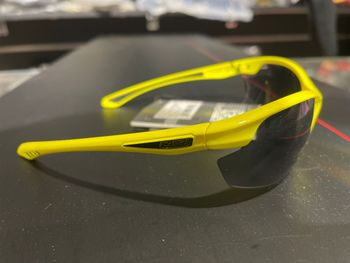 Used RPJ Occhiali da sole ciclismo Spring Giallo Fluo/Nero bike — image 2 of 2