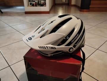 Used Bell sixter fasthouse 2025 Cycling Accessories