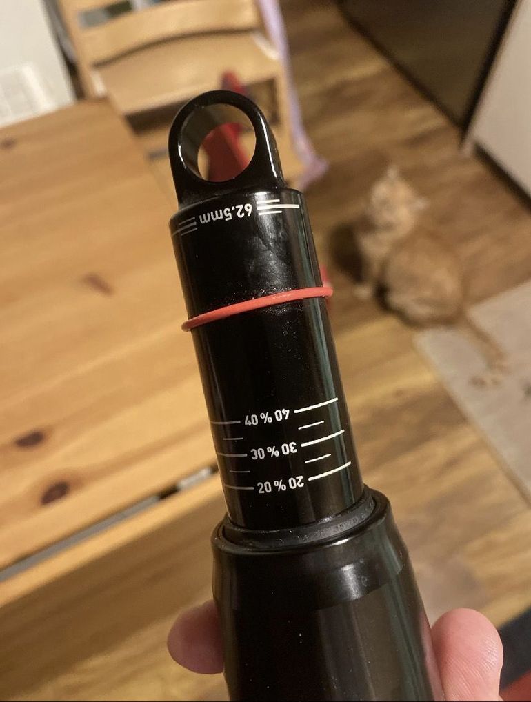 Used RockShox Deluxe Select+ 205x62.5 Trunnion 2025 bike — image 5 of 6