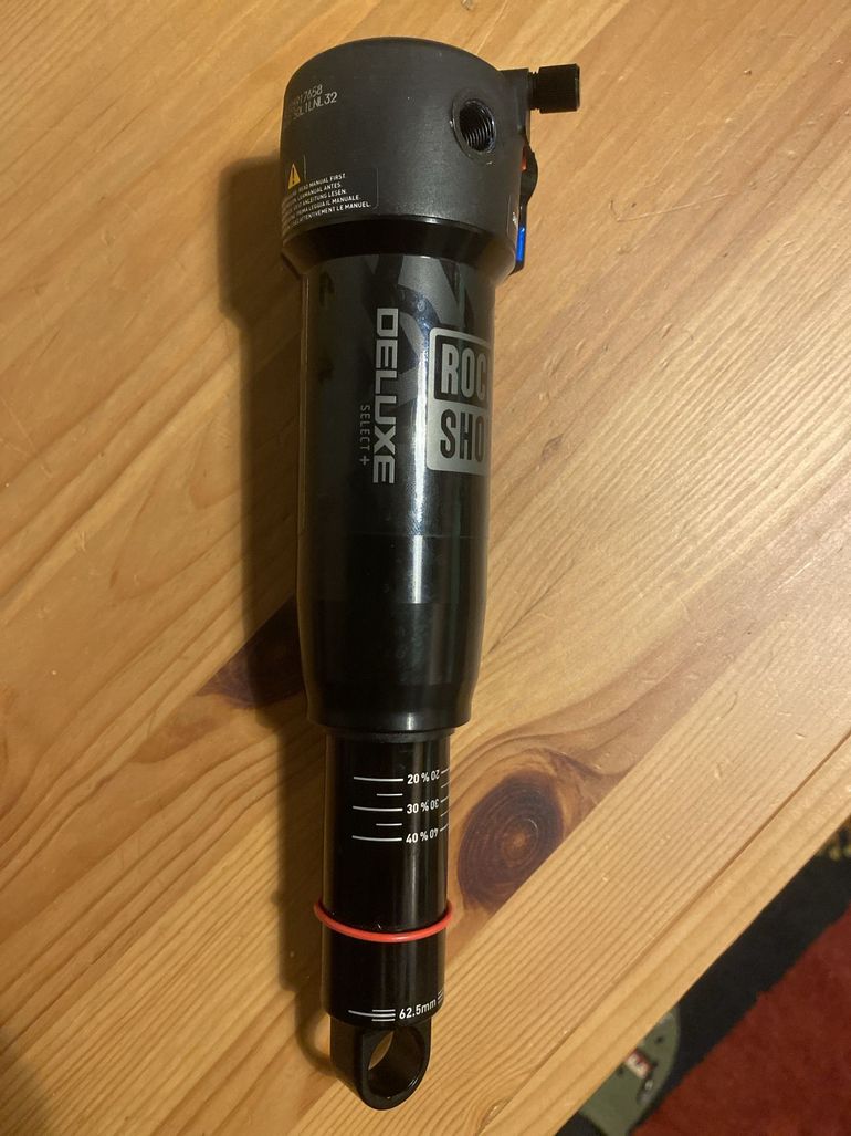 Used RockShox Deluxe Select+ 205x62.5 Trunnion 2025 bike — image 1 of 6