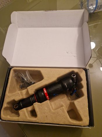 RockShox, Super Deluxe Select+