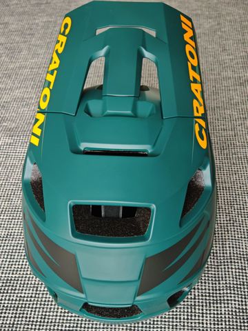 Used cratoni Interceptor 2.0 Fullface Helmet 2024 bike — image 3 of 8