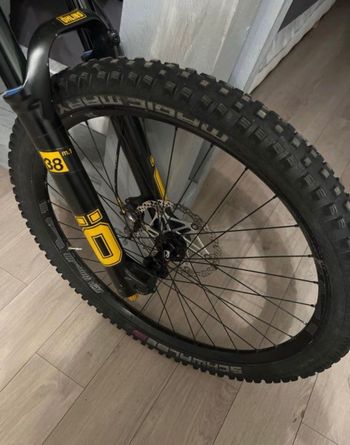 Used E*Thirteen LG1 EN Race 27.5" Boost bike