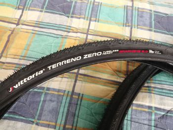 Used Vittoria 2x Terreno Zero Tubeless 700x38c bike — image 2 of 5