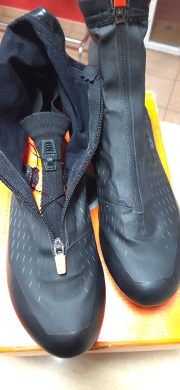 Used Dmt Zapatillas Invierno Talla 42 Cycling Clothing
