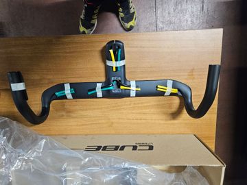 Gebrauchtes Cube Litening Aero Integrated Bar/Stem 2026 bike — Bild 2 von 3