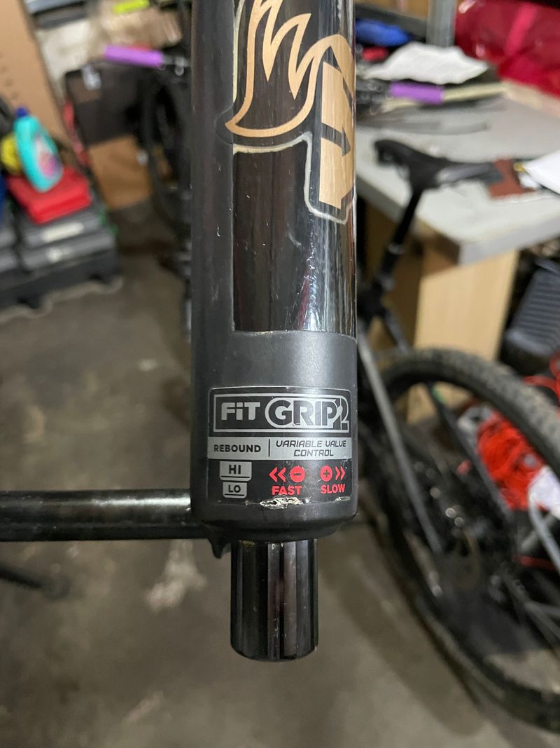 Used Fox PERFORMANCE ELITE 36 FLOAT 29 170 2019 bike — image 2 of 5