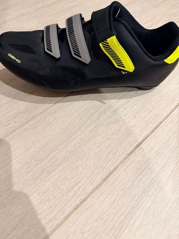 Used Deko Scarpe bike — image 1 of 6