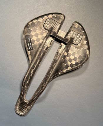 Used Alpitude Gardena Saddle 150mm bike — image 3 of 4