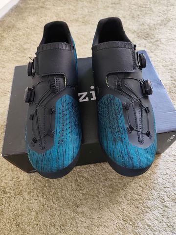 Używany Fizik R1 Infinito Knit Road Shoes 2023 Cycling Shoes