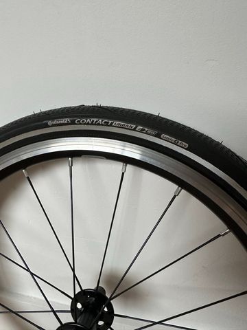 Tweedehands Brompton 16 pouces aluminium 2023 bike — afbeelding 6 van 8