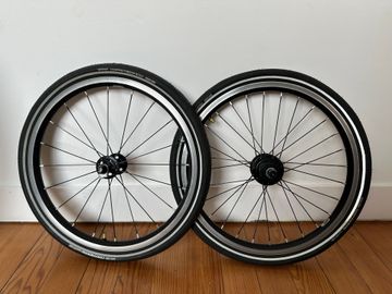 Tweedehands Brompton 16 pouces aluminium 2023 bike — afbeelding 1 van 8