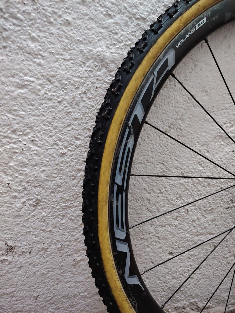 Used Alpinestars Volans 3.0 Carbon Wheelset bike — image 2 of 3