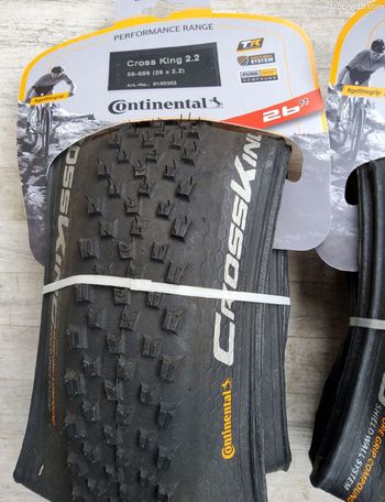 Continental, Cross King (front) and Race King (rear) tubeless 26 inches
