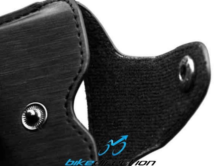 Used BikeDirection Custodia porta Smartphone per manubrio o attacco bici versione Small o Large per cellulari tipo IPhone o Samsung bike — image 3 of 4