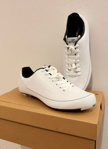 cafe du cycliste, chaussure