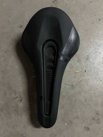Used Selle Smp Shortfit 140 mm Saddles & Seatposts