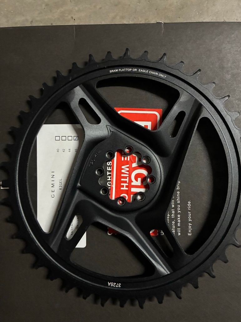Used Sram Plato 42 dientes bike — image 2 of 3