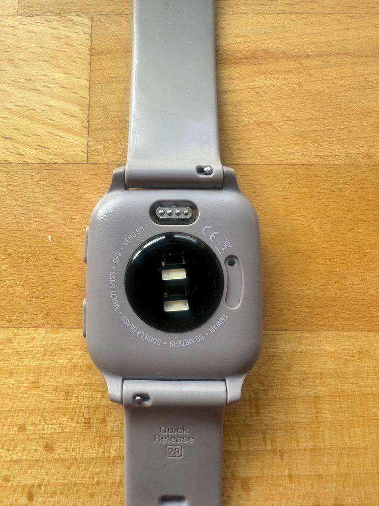 Used Garmin Venu GPS Smartwatch bike — image 6 of 7