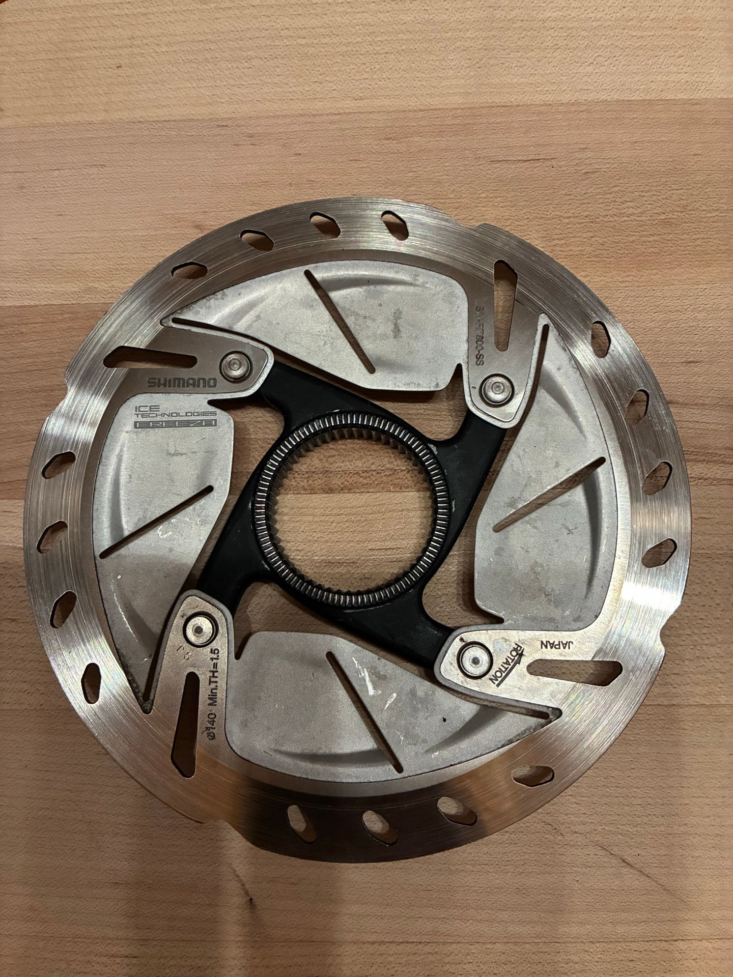 Used Shimano Ice Technologies Freeza 140mm Rotor – $ 25 | buycycle