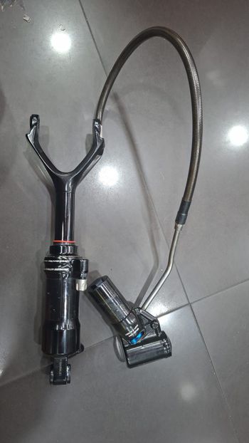 Used RockShox Brain Air-Sprung Rear Shock with Autosag 2020 bike — image 9 of 10