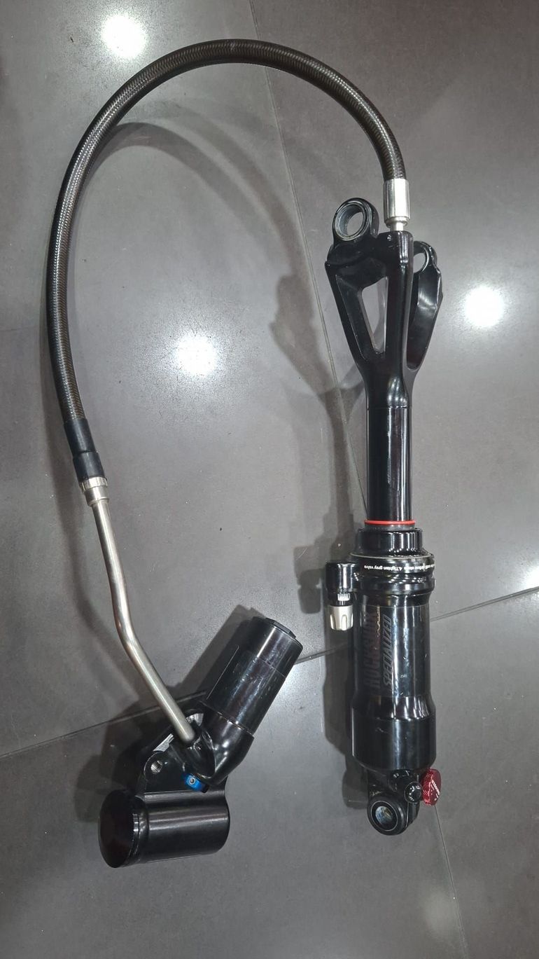 Used RockShox Brain Air-Sprung Rear Shock with Autosag 2020 bike — image 8 of 10