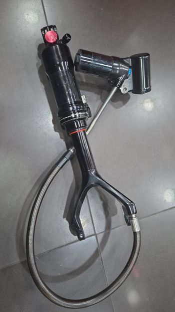 Used RockShox Brain Air-Sprung Rear Shock with Autosag 2020 bike — image 3 of 10