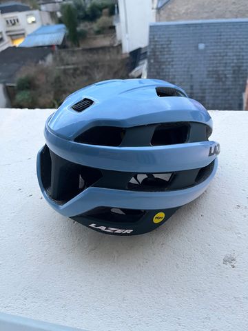 Used Lazer Sphere 2024 bike — image 3 of 4
