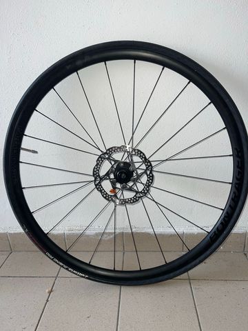 Tweedehands Bontrager Paradigm Comp TLR Disc 2023 bike — afbeelding 3 van 6