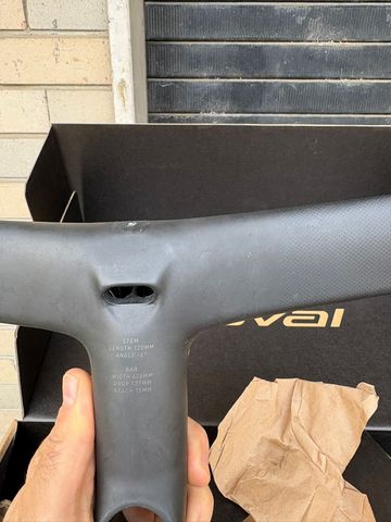 Used Specialized Manubrio 2026 bike — image 3 of 4