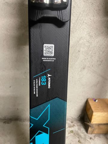 Brugt Atomic Redster X9 Skis 2025 bike — billede 2 af 3