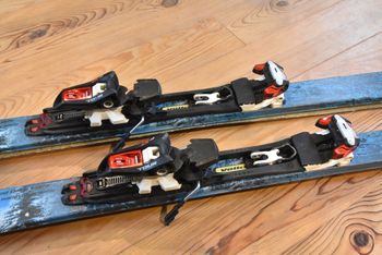 Used VöLKI Skis de piste/randonnée avec bâtons, couteaux et peaux bike — image 4 of 9