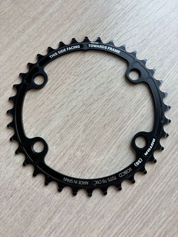 Used Rotor 52/36 110 bcd Chainrings bike — image 3 of 4