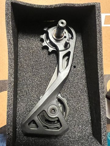 Used Shimano Ultegra RD-R8000 GS Drivetrain & Pedals